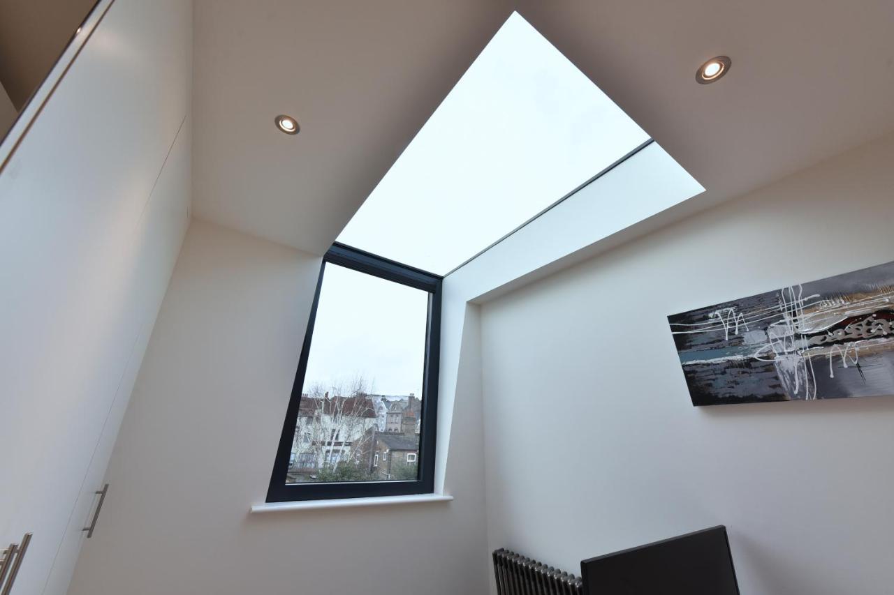 Modern Bedroom In London !! المظهر الخارجي الصورة